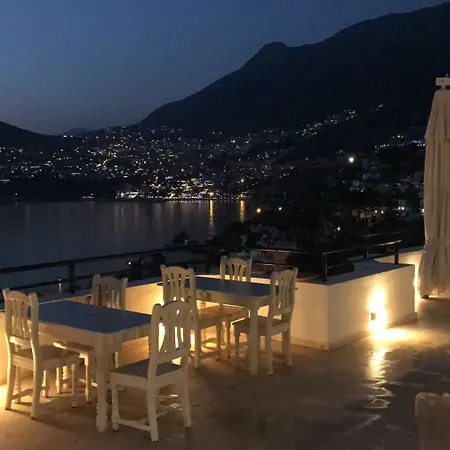 Pandora Hotel 3*